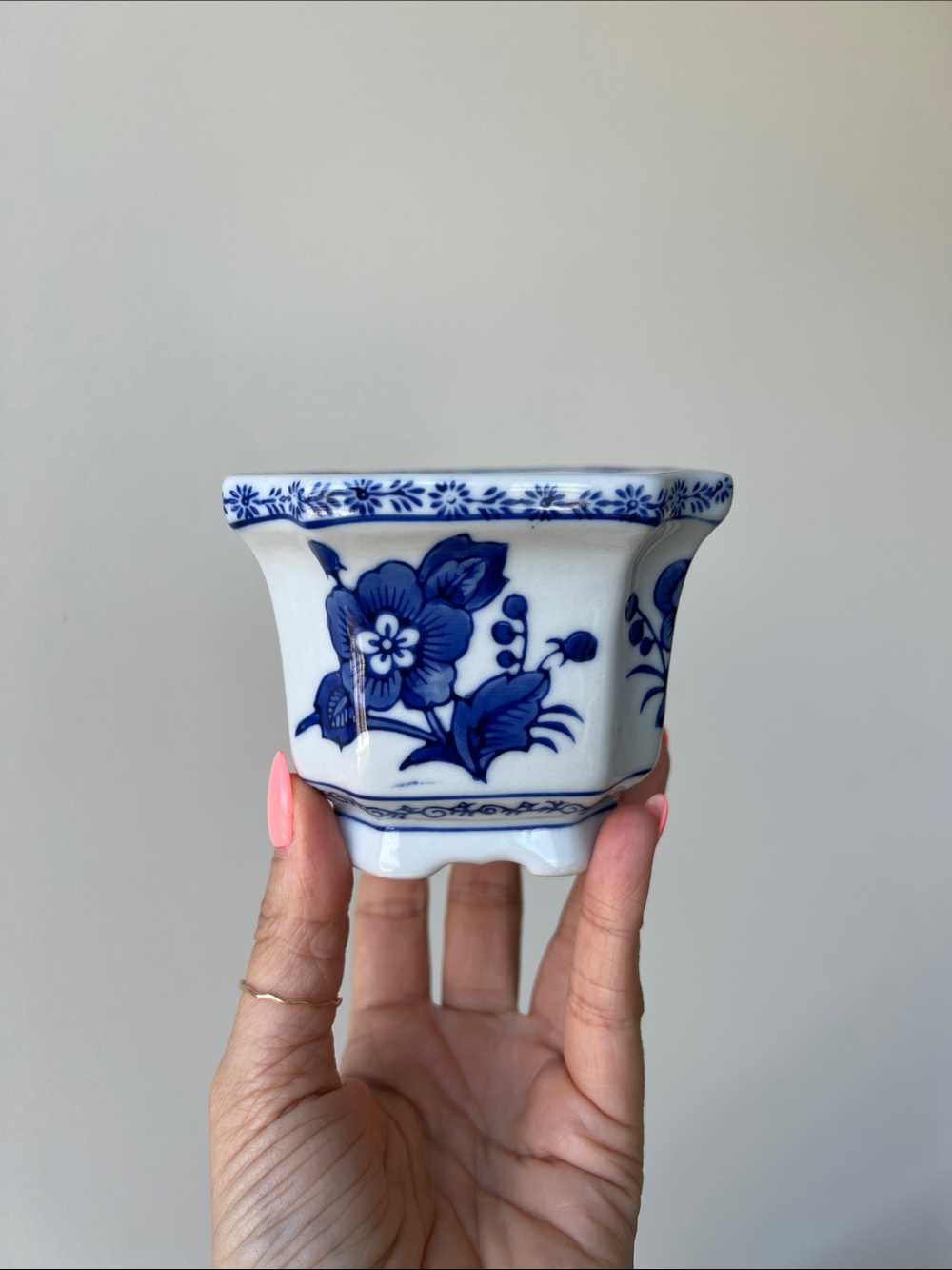 Vintage Bombay Blue & White Floral Planter Vessel